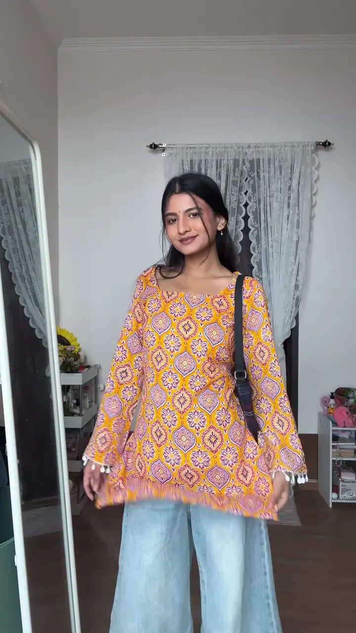 Yellow Printed Tunic with Wide-Leg Jeans