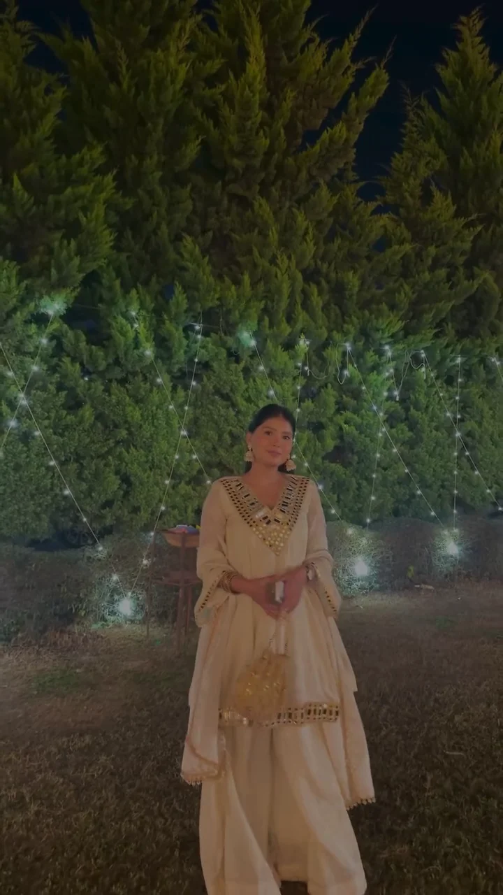 Ivory Festive Kurta Set with Elegant Detailing